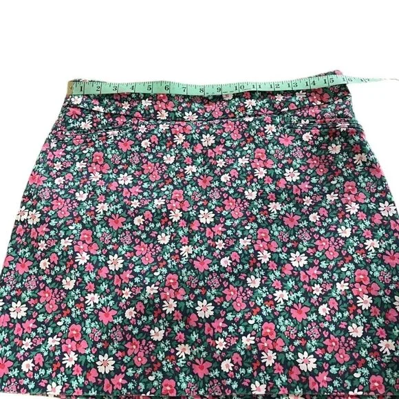 Croft & Barrow Women Pink Floral Skorts Skirt Size 8 - Colorful Spring / Summer - Picture 3 of 10